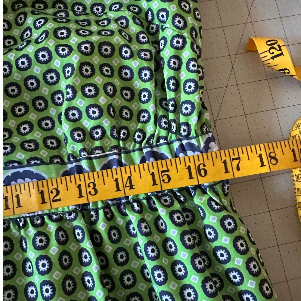 Gretchen Scott SZ Med The Posh Foulard Green Medallion Ruffle V-Neck Maxi dress - Picture 11 of 15